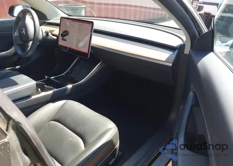 2019 Tesla Model 3 Long Range/Mid Range/Standard Range/Standard Range Plus from USA, damaged, VIN 5YJ3E1EA5KF395822